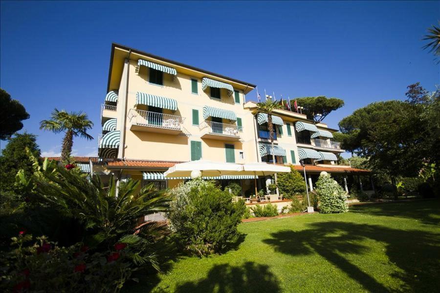 Hotel Gemma Del Mare Marina di Pietrasanta Exterior foto